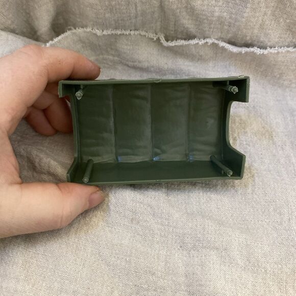 Tim Mee Toy Lot Cargo Truck And Tank WWII Lot Of 2 Plastic Green Army Men - Picture 10 of 16